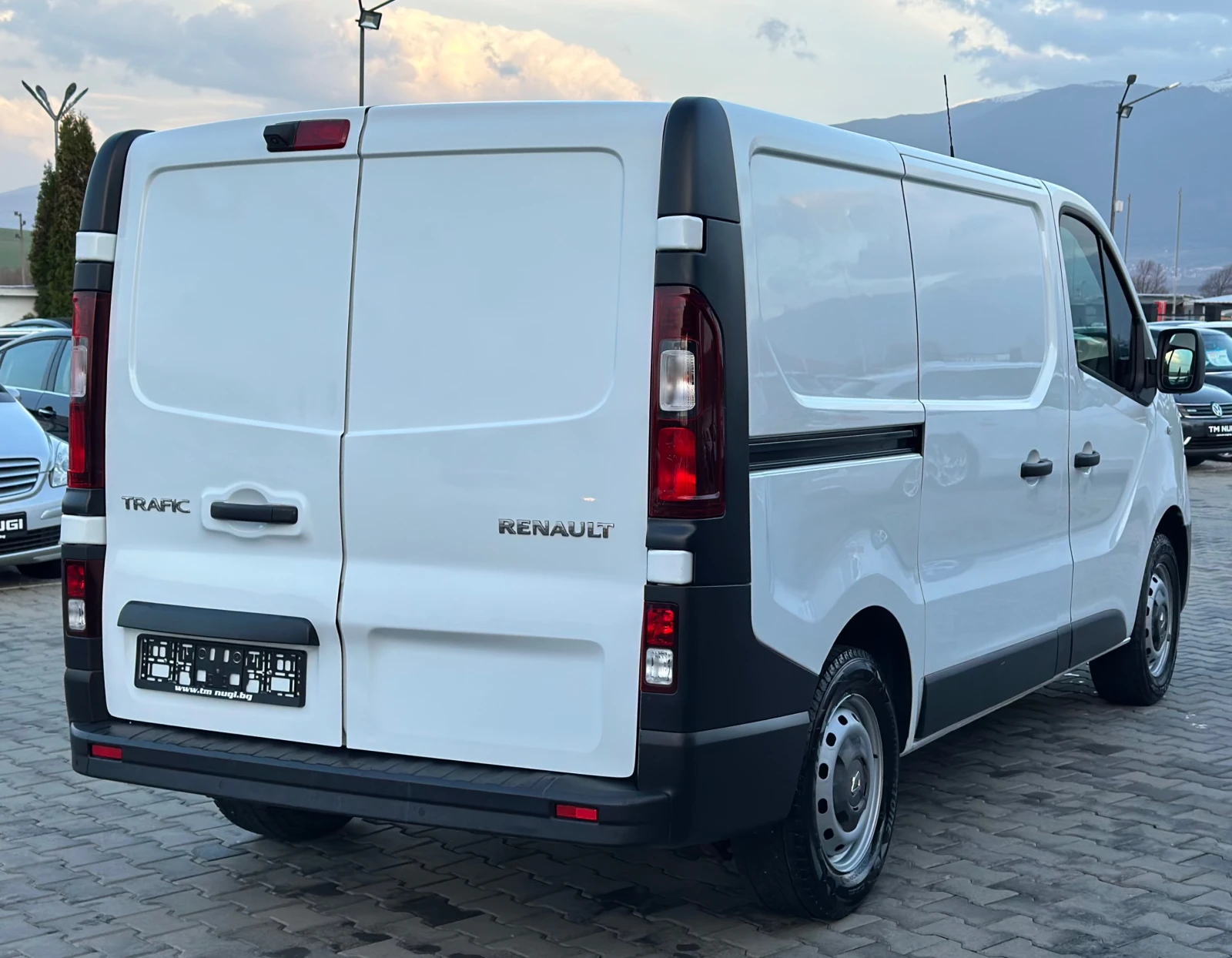 Renault Trafic  - изображение 6