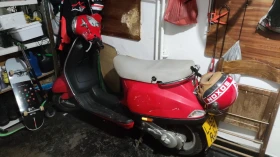 Vespa 50 Двутактова, снимка 6