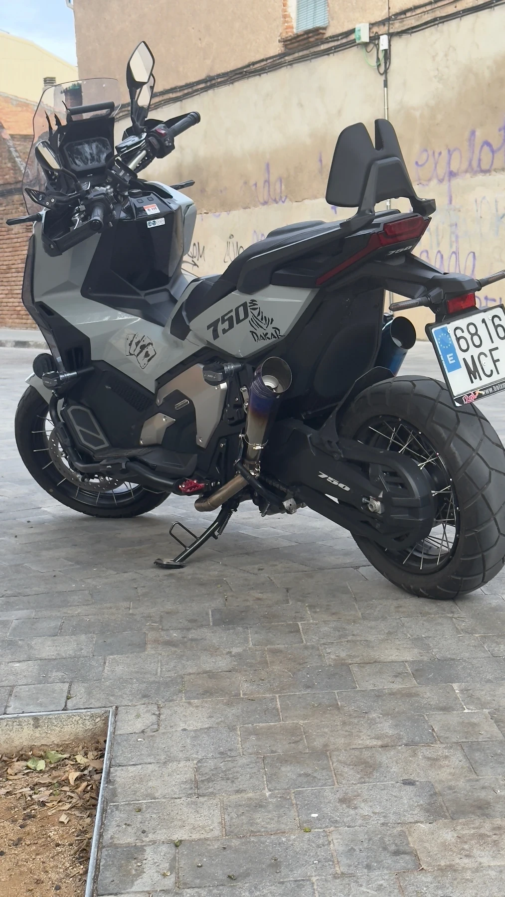 Honda X-ADV Тонингован само 7300км  2г гаранция от Honda - изображение 3