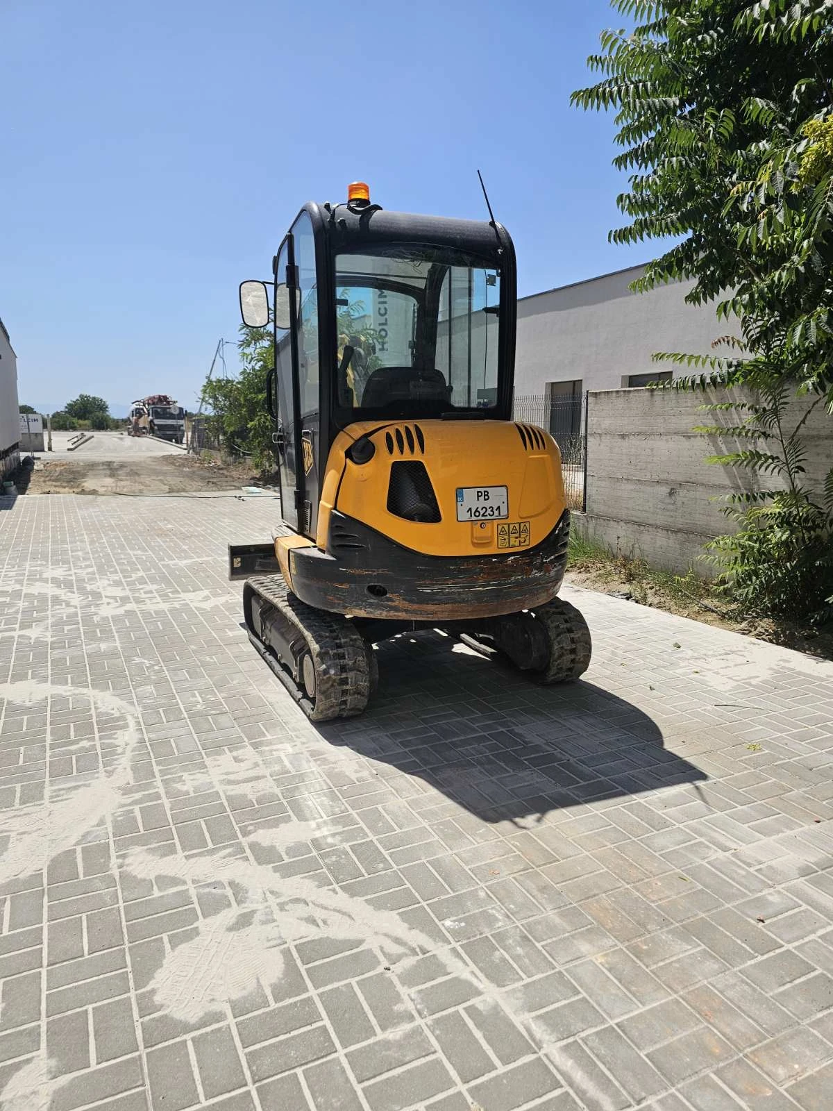 Багер JCB 8026 CTS, снимка 3 - Индустриална техника - 55140327
