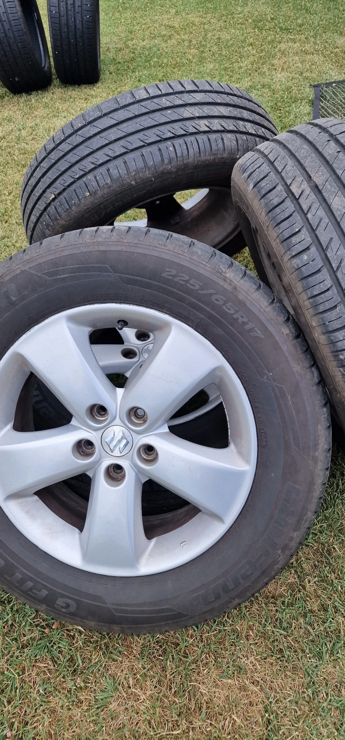 Гуми с джанти Hankook 225/65R17, снимка 3 - Гуми и джанти - 55814498