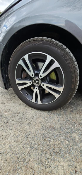 Mercedes-Benz A 180 AMG, снимка 8