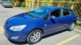 Opel Astra J 1.7 CDTI, снимка 2