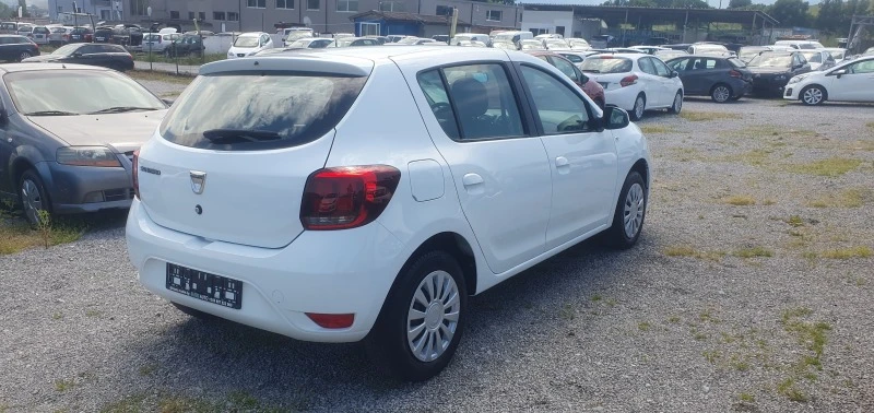 Dacia Sandero 1.5DCI-NAVI-112000км!!!, снимка 4 - Автомобили и джипове - 41318578