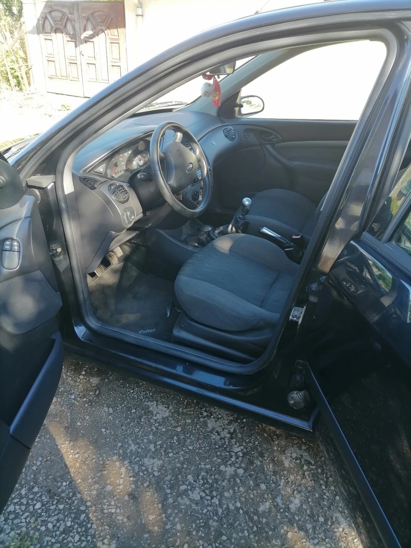 Ford Focus 1.8 tdci 115, снимка 2 - Автомобили и джипове - 47360119