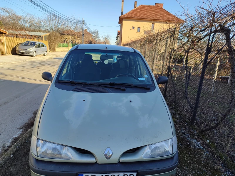 Renault Scenic, снимка 4 - Автомобили и джипове - 48506195