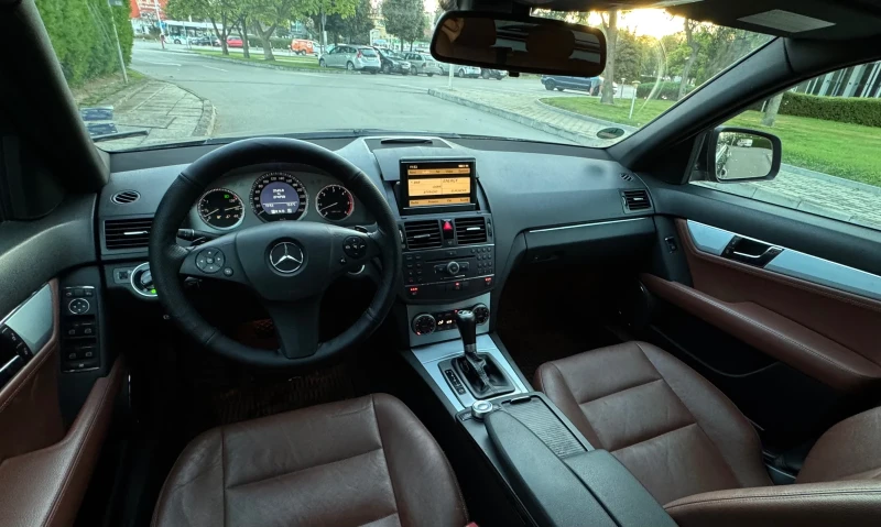 Mercedes-Benz C 320 AVANTGRADE CAMERA NAVI, снимка 2 - Автомобили и джипове - 51516510