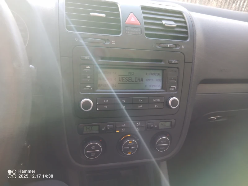 VW Golf 1.9tdi, снимка 13 - Автомобили и джипове - 52832809