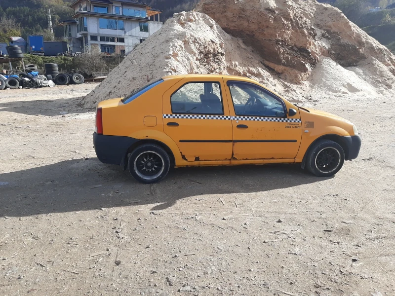 Dacia Logan, снимка 4 - Автомобили и джипове - 53427088