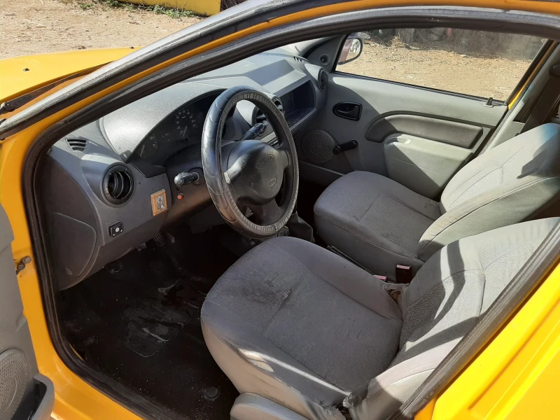 Dacia Logan, снимка 10 - Автомобили и джипове - 53427088