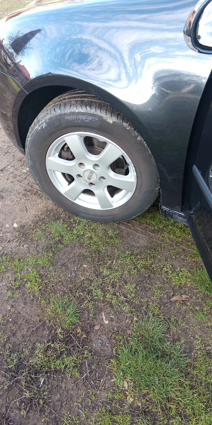 VW Golf 1.9tdi, снимка 8 - Автомобили и джипове - 52832809