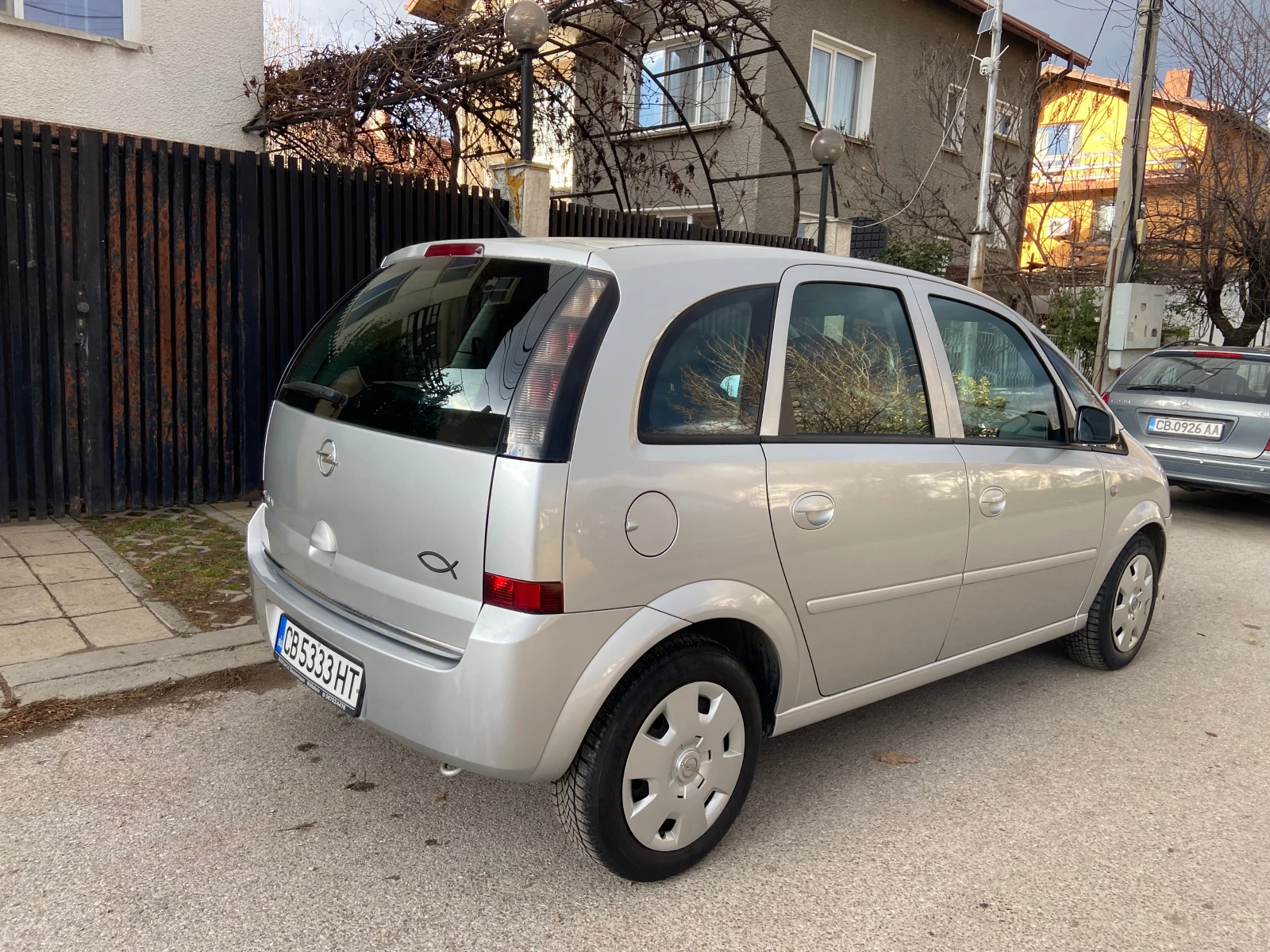 Opel Meriva 1.4 бензин facelift - изображение 6