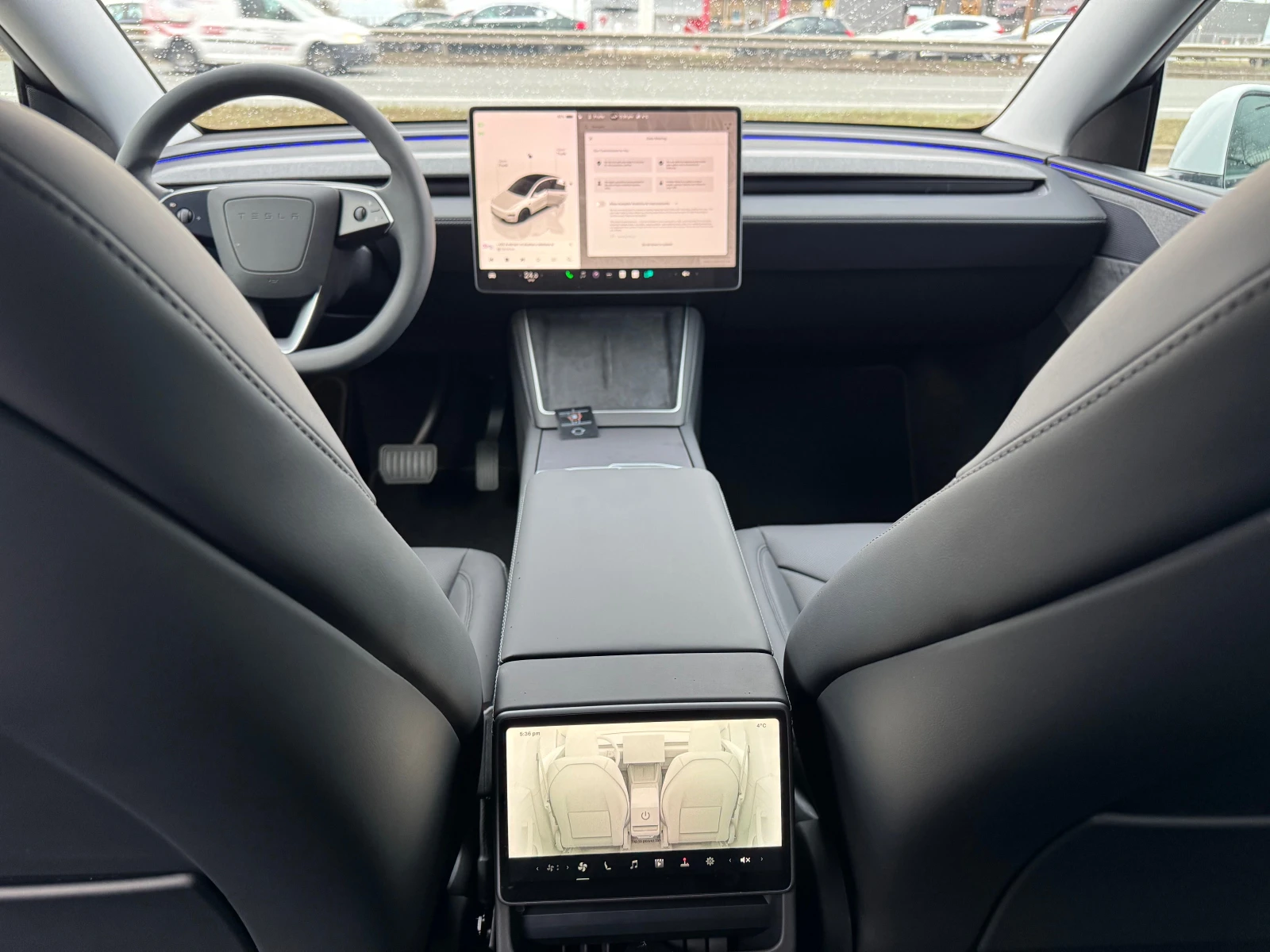 Tesla Model Y Juniper-2025\Standart, long-range 4x4  Launch | Mobile.bg   17