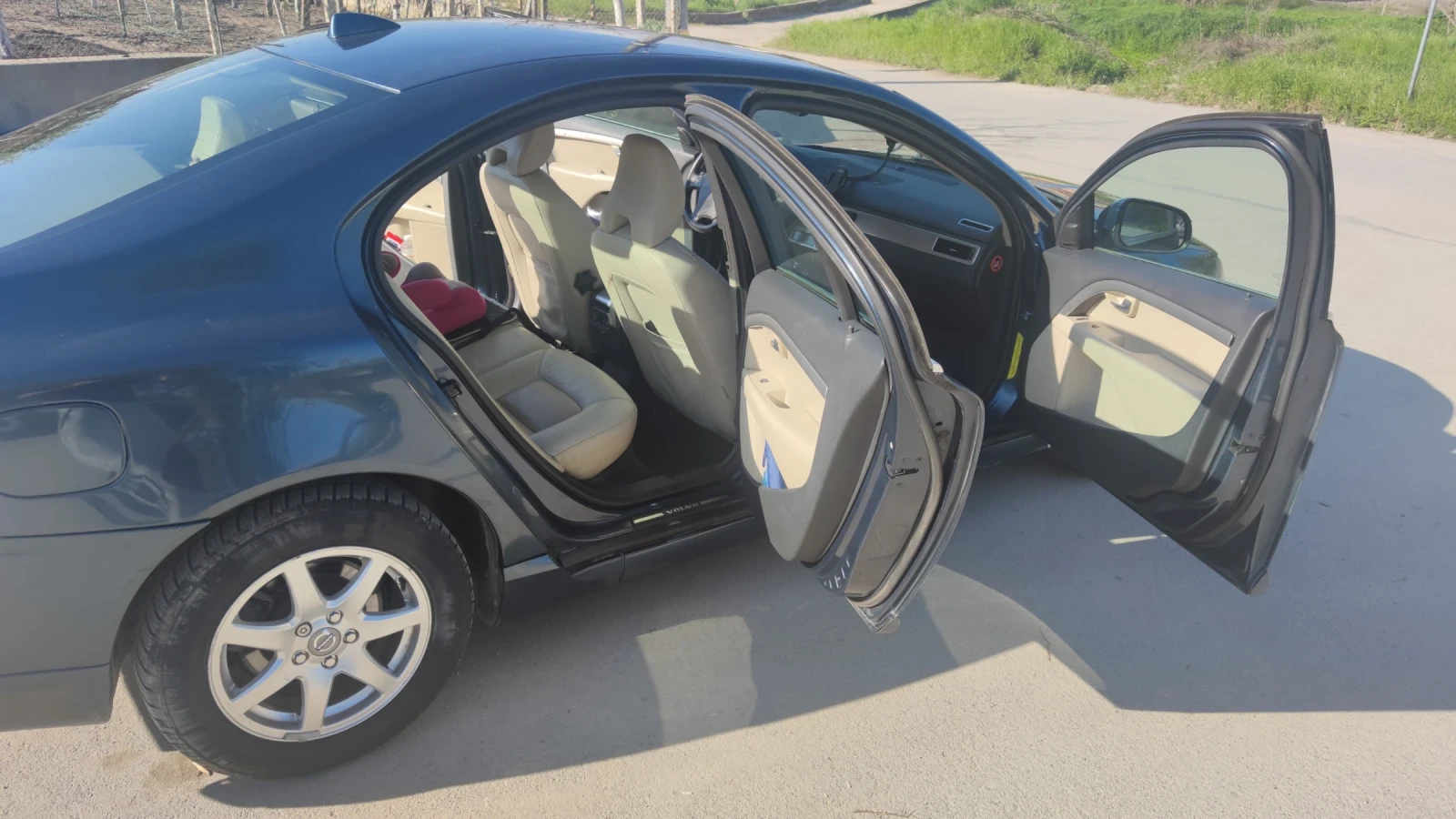 Volvo S80 2.4 D5 - изображение 7