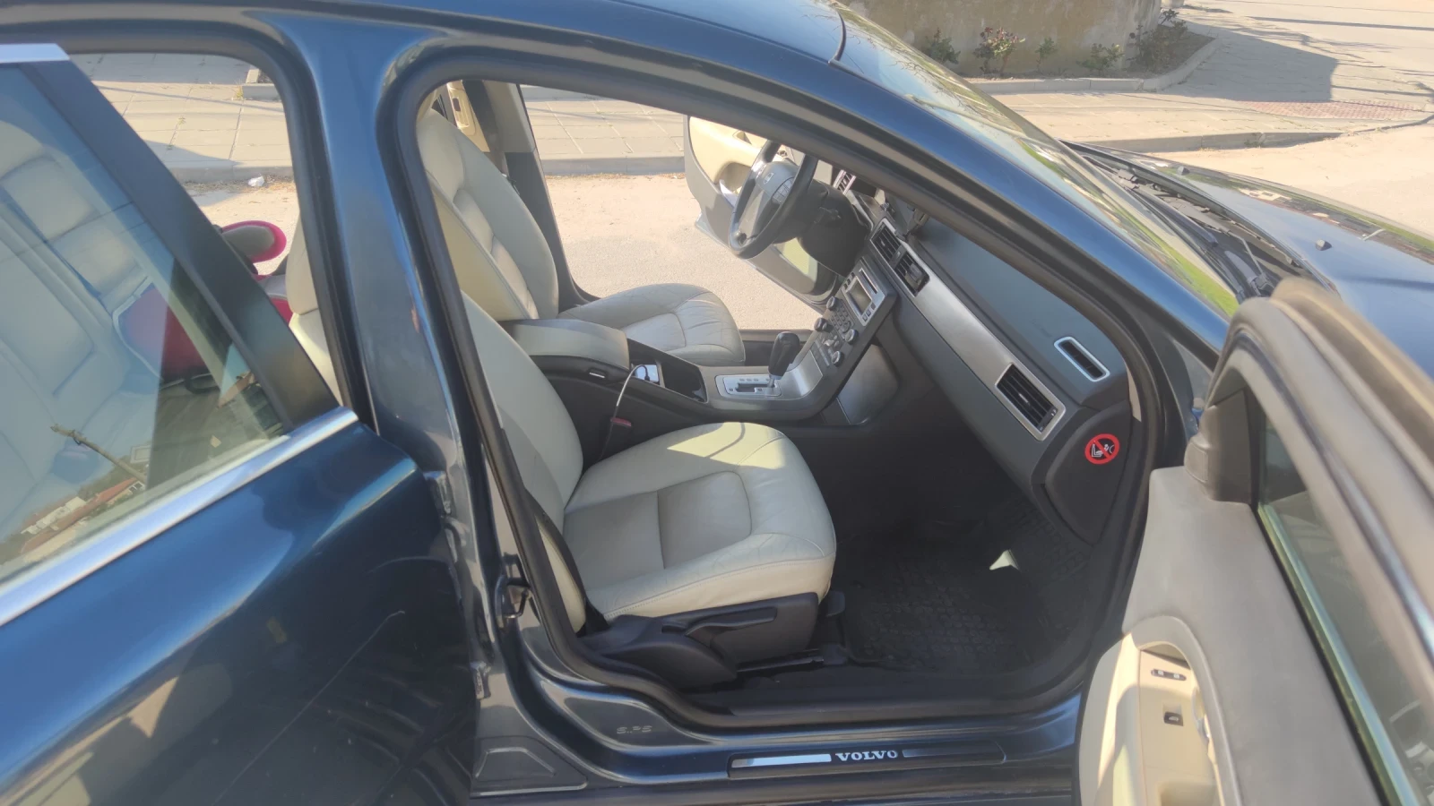 Volvo S80 2.4 D5 - изображение 8