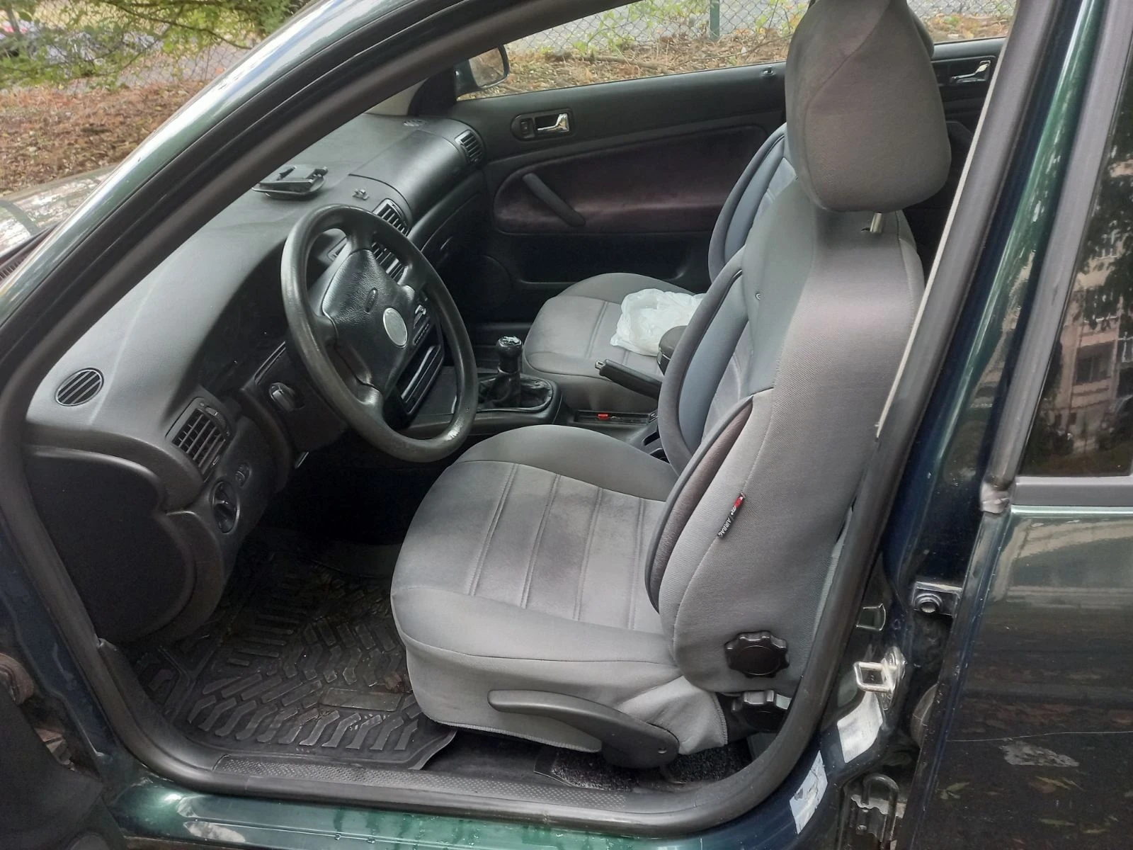 VW Passat 1.9 TDI 110 - изображение 9