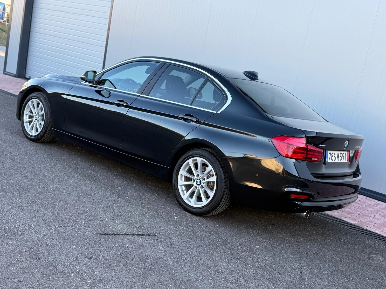 BMW 320 318D 150kc 8 AT KAMERA, HEAD UP, KEILESS, FULL LED | Mobile.bg   10