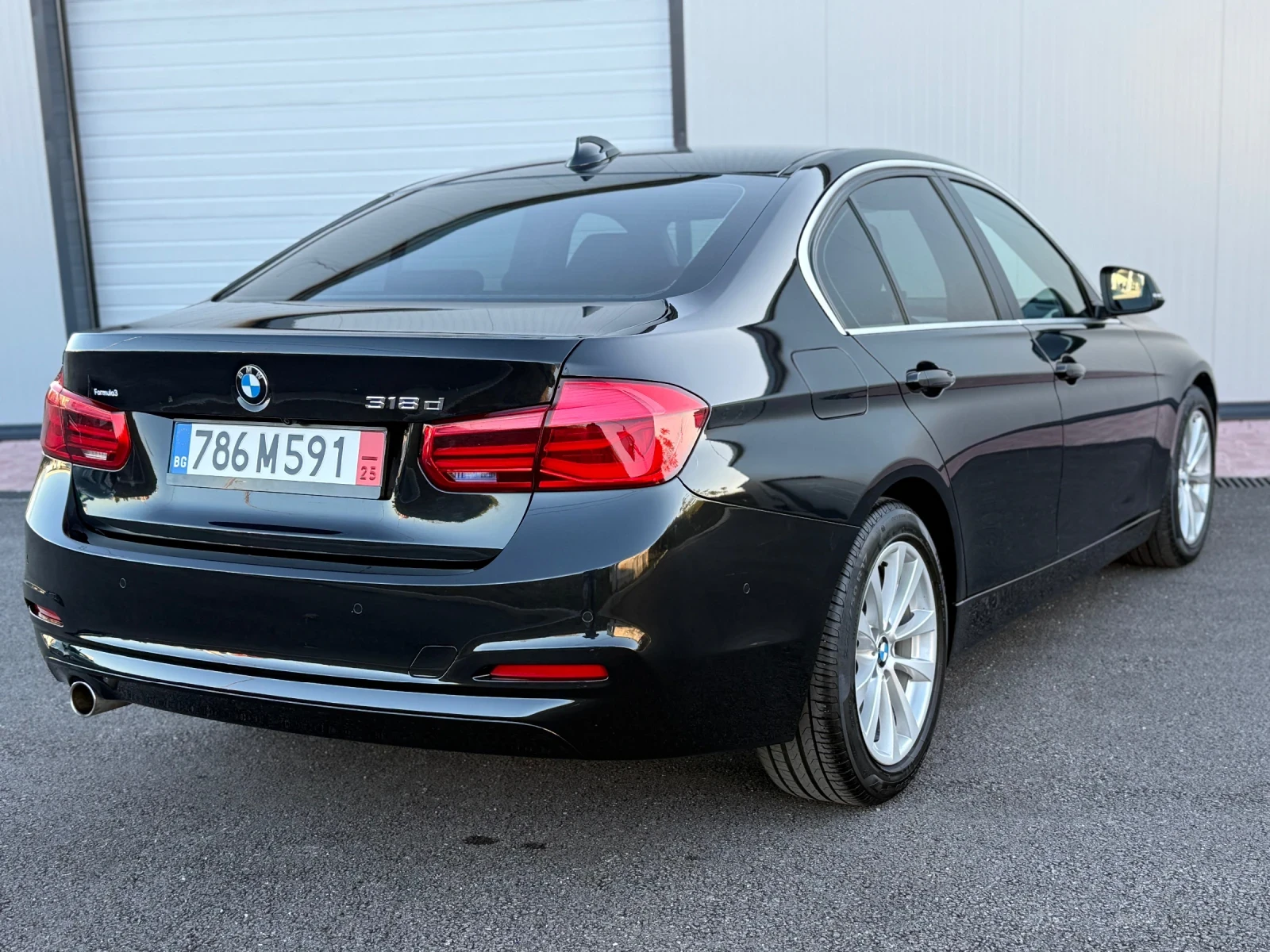 BMW 320 318D 150kc 8 AT KAMERA, HEAD UP, KEILESS, FULL LED | Mobile.bg   8