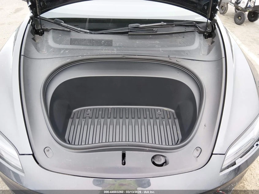 Tesla Model 3 Performance All-Wheel Drive, снимка 10 - Автомобили и джипове - 54172444