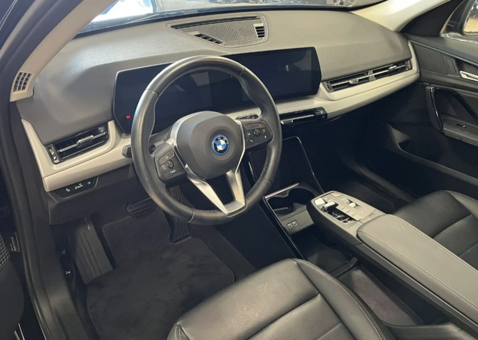 BMW iX1 30/Xdrive/Leder/Kam/Cartplay/Navi/Led | Mobile.bg � ����������� 11