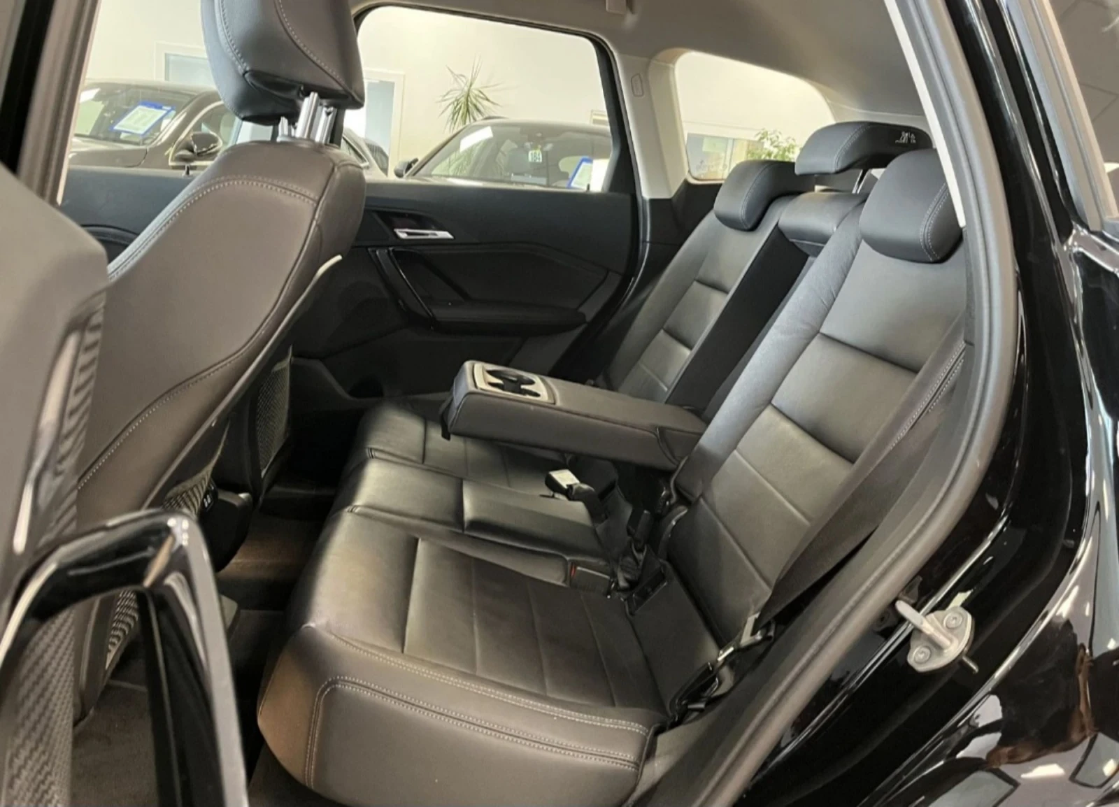 BMW iX1 30/Xdrive/Leder/Kam/Cartplay/Navi/Led | Mobile.bg � ����������� 15