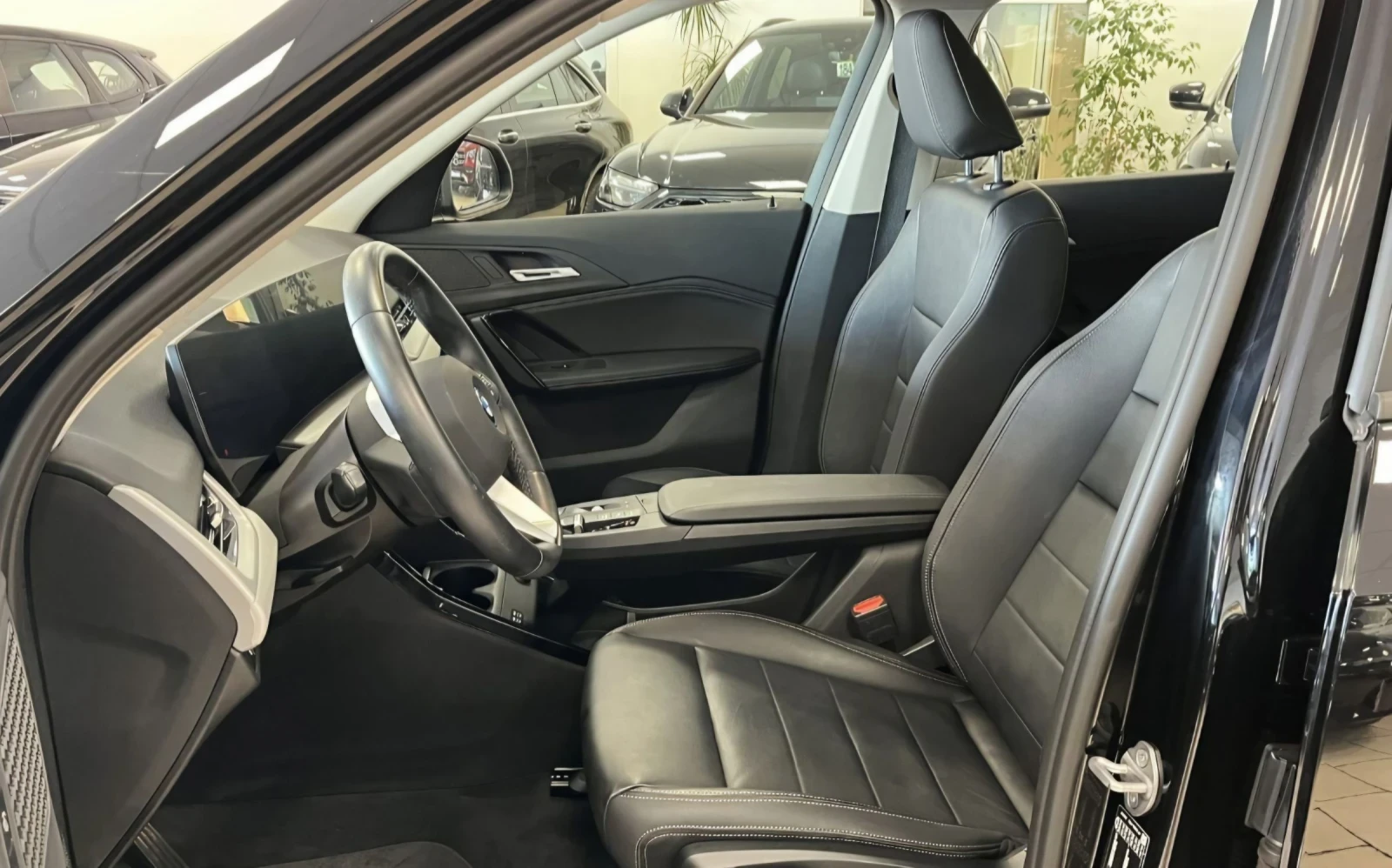 BMW iX1 30/Xdrive/Leder/Kam/Cartplay/Navi/Led | Mobile.bg � ����������� 14