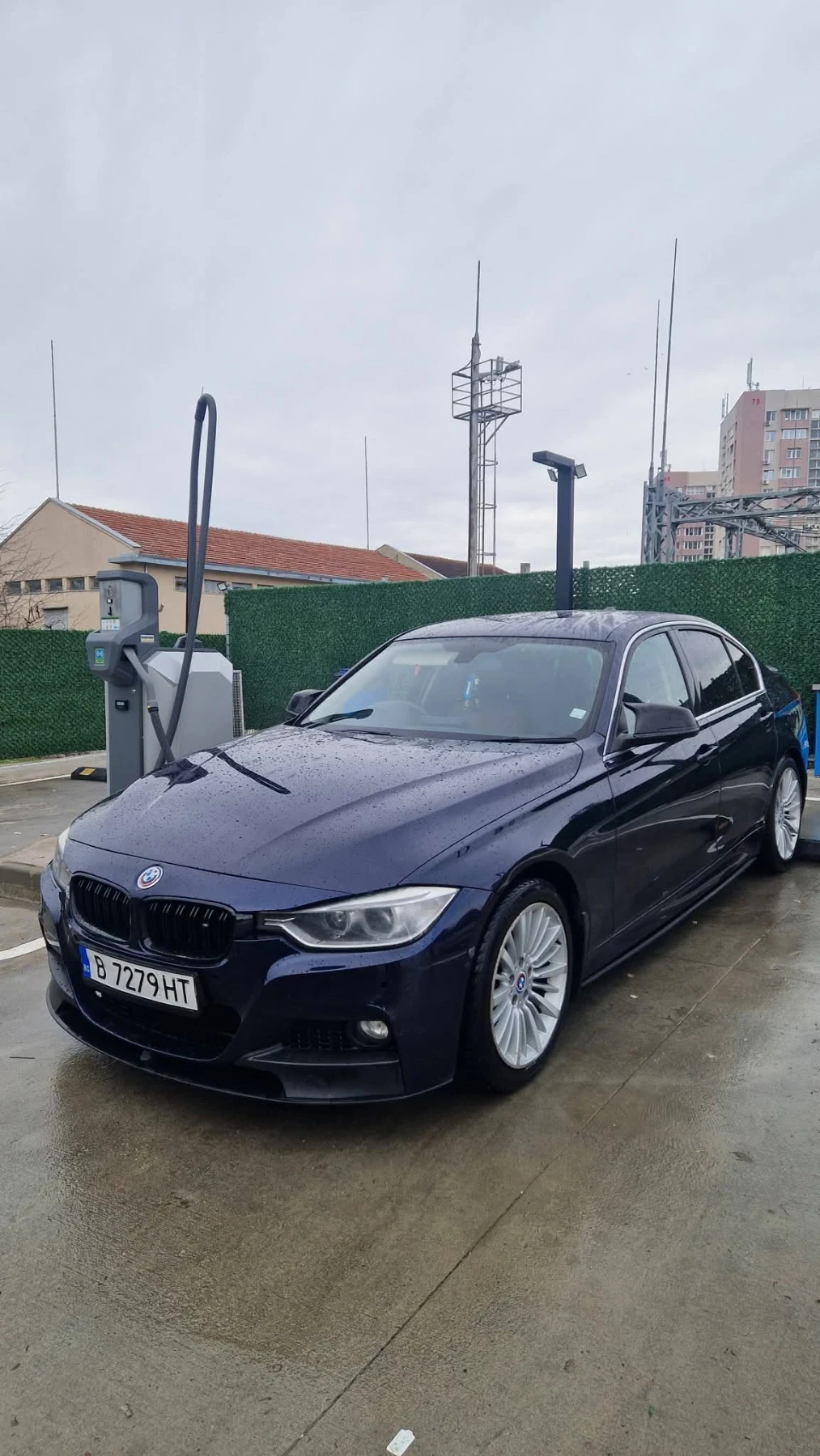BMW 320, снимка 2 - Автомобили и джипове - 54459289