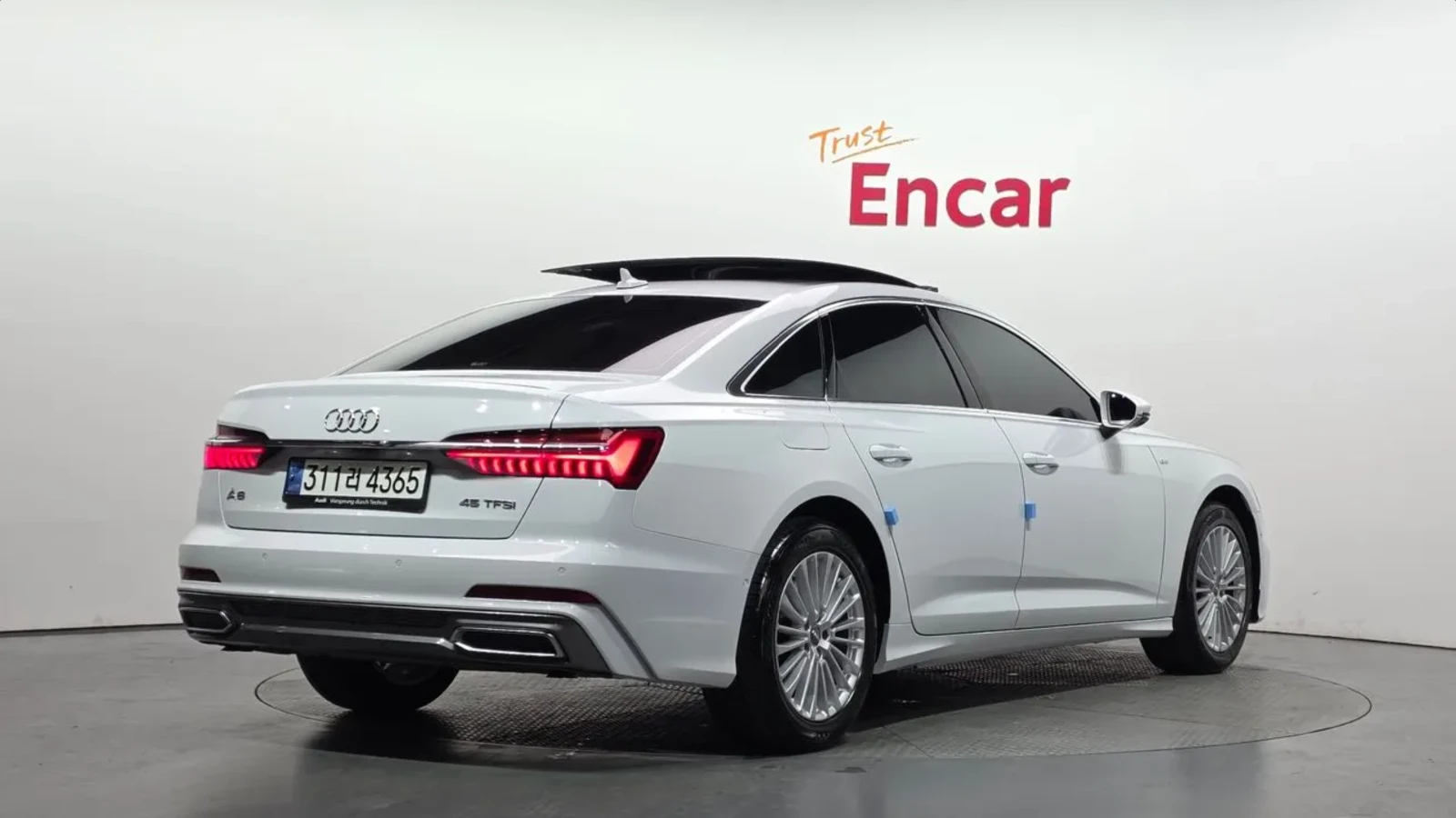 Audi A6 45 TFSI PREMIUM | ПОДГРЕВ | ОБДУХ | HEAD-UP, снимка 3 - Автомобили и джипове - 54736097