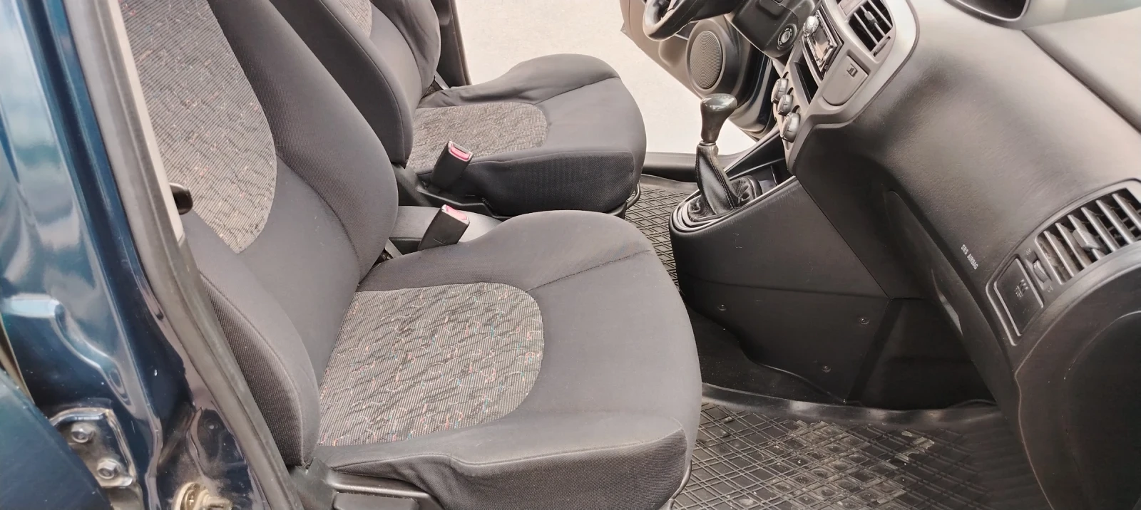 Hyundai Matrix, снимка 17 - Автомобили и джипове - 54837740