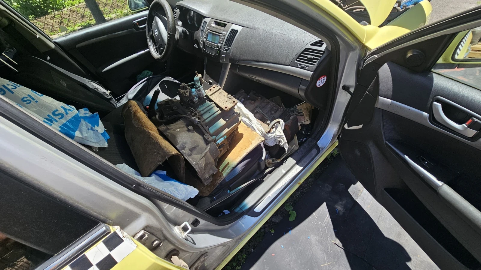Hyundai Sonata Цяла за части, снимка 9 - Автомобили и джипове - 54914068