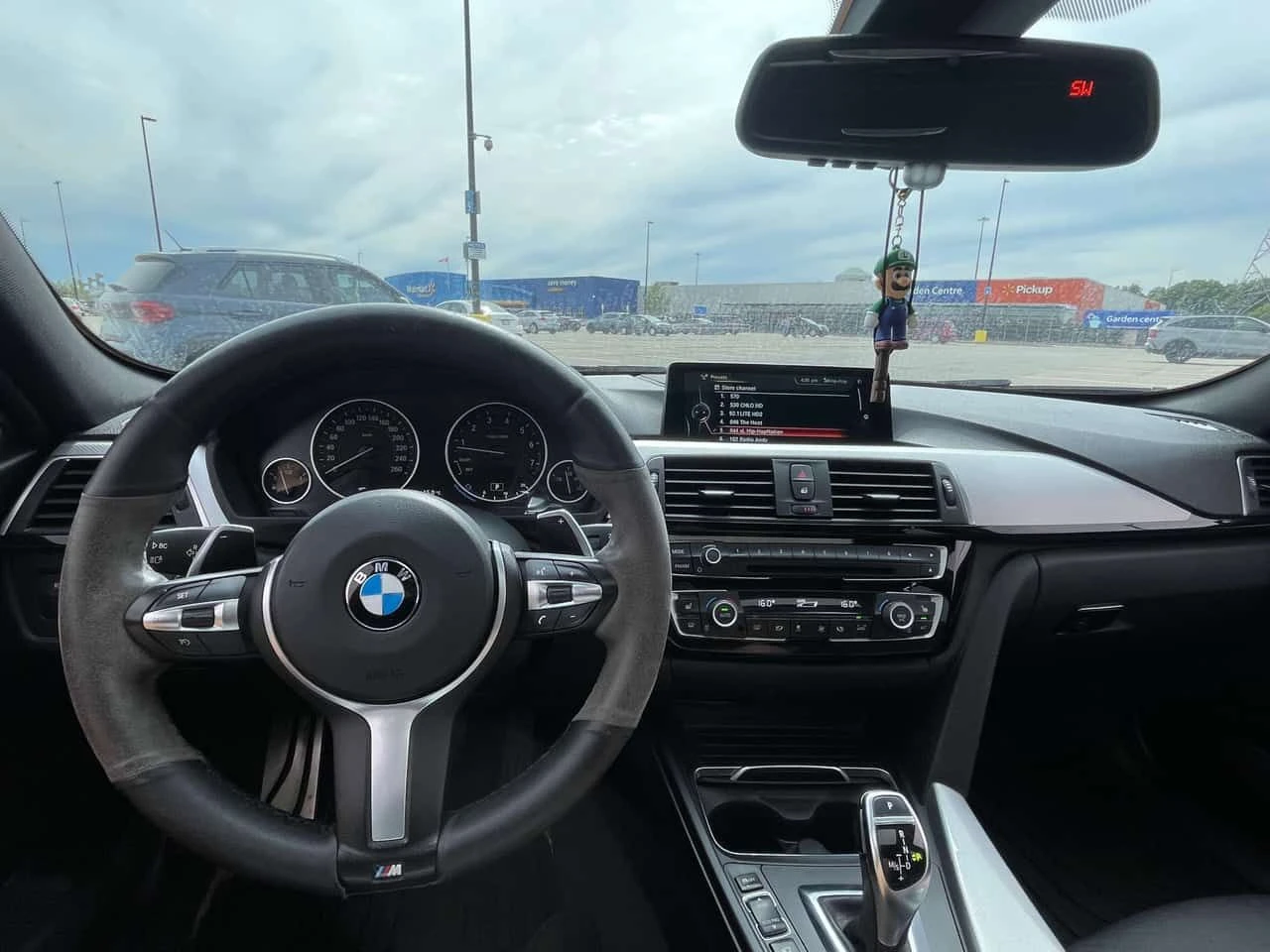 BMW 340 i xDrive| HUD| PANO| + ГУМИ| ПОДГРЕВИ| , снимка 12 - Автомобили и джипове - 54999394