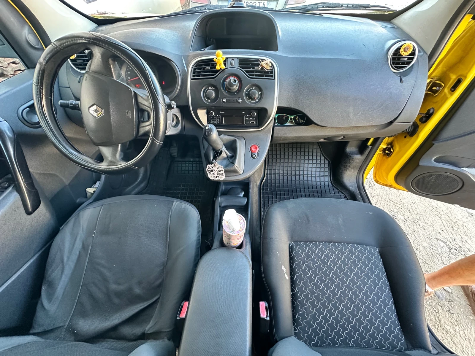 Renault Kangoo, снимка 10 - Автомобили и джипове - 55080368