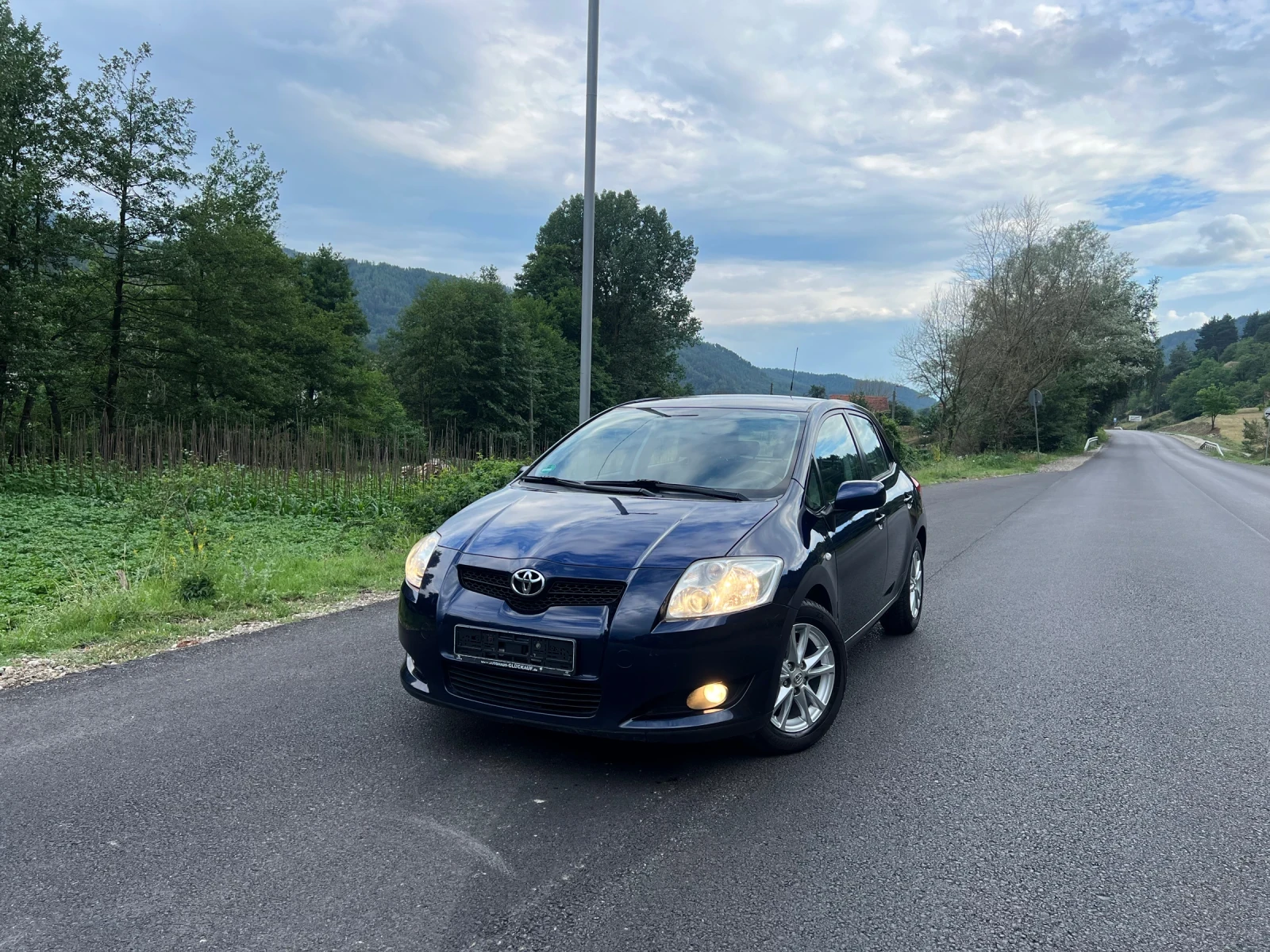 Toyota Auris 2.0D4D* Германия* Климатроник* Първи собственик* 