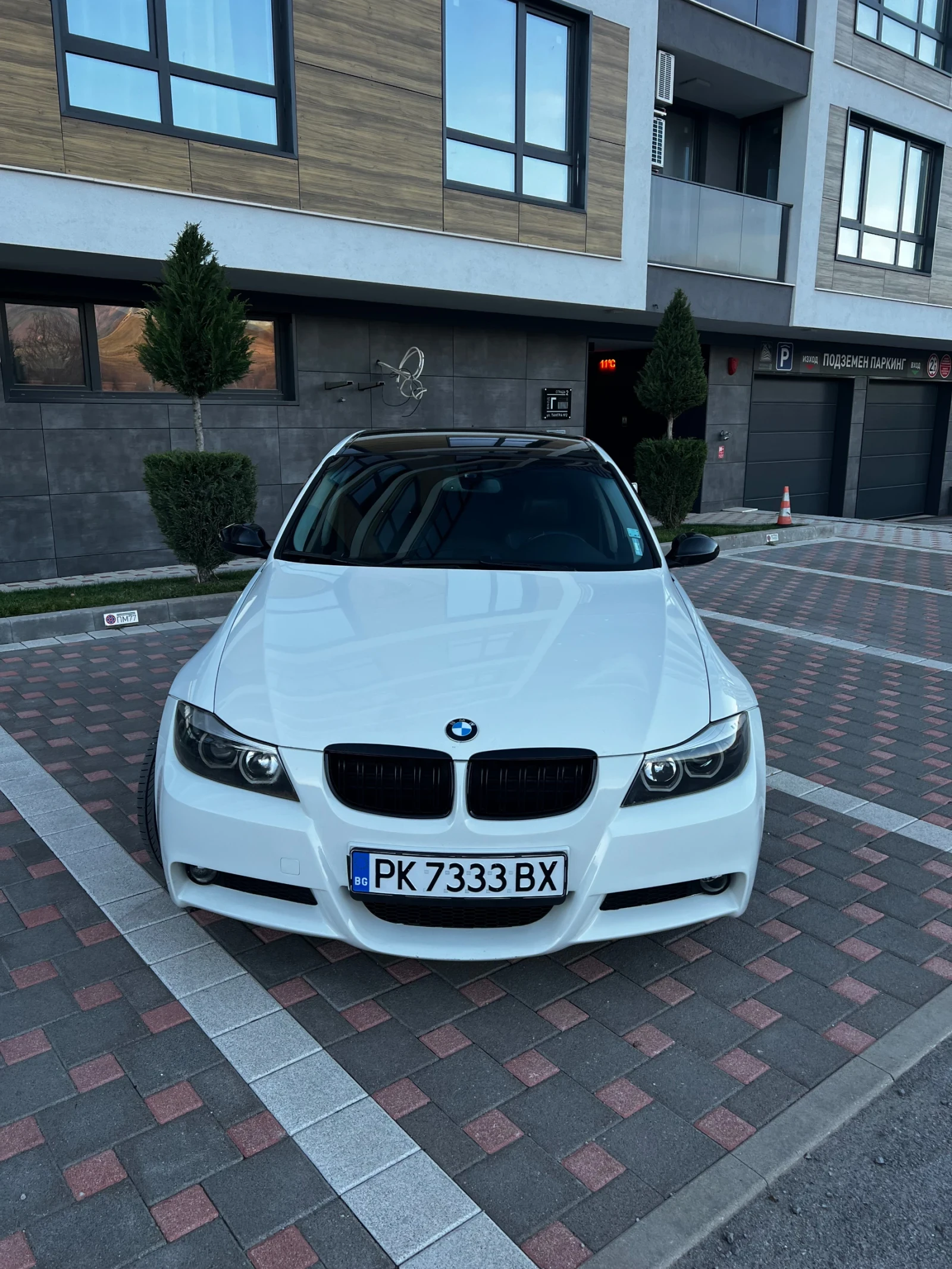 BMW 320, снимка 2 - Автомобили и джипове - 55708032