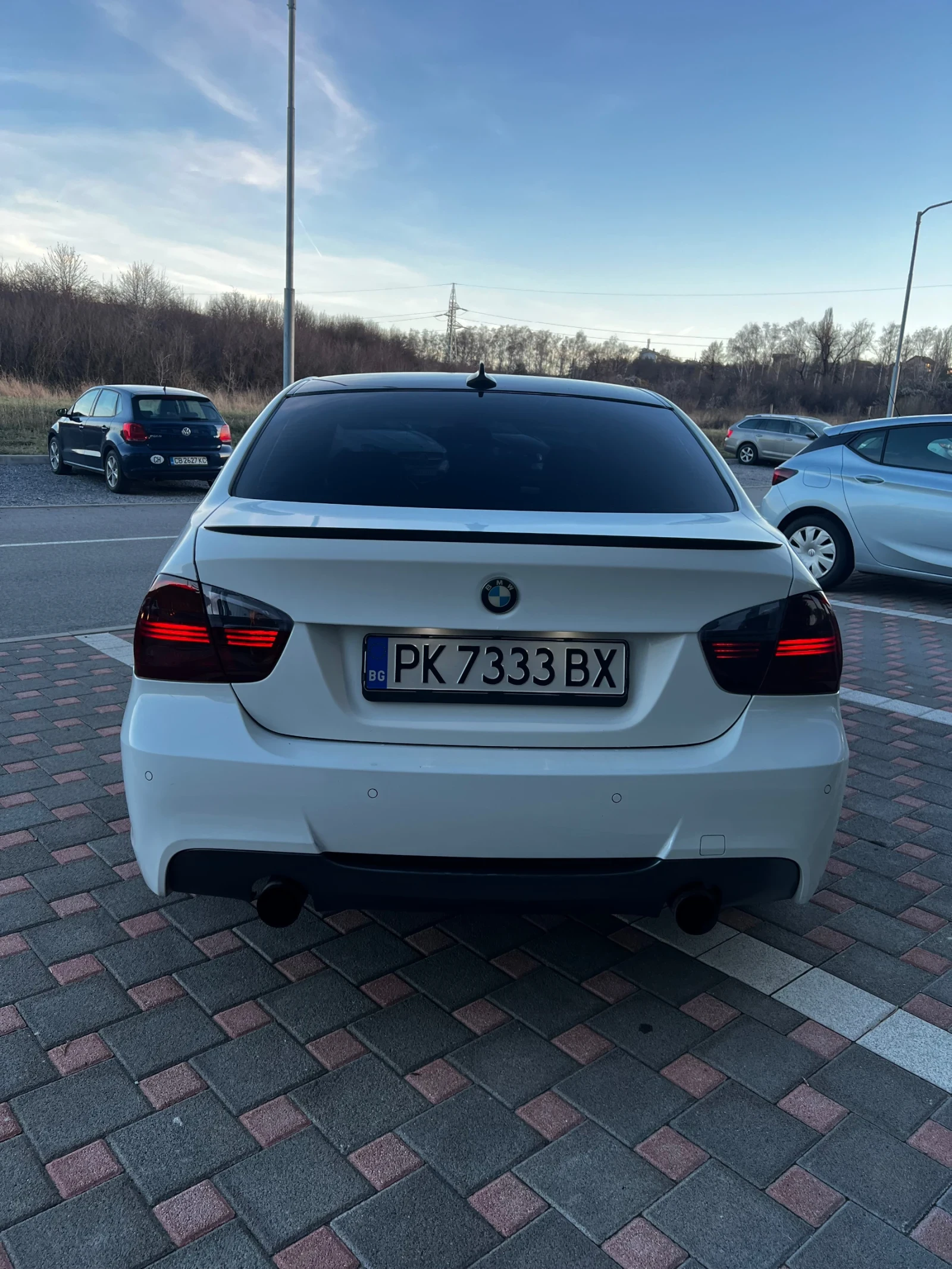 BMW 320, снимка 7 - Автомобили и джипове - 55708032