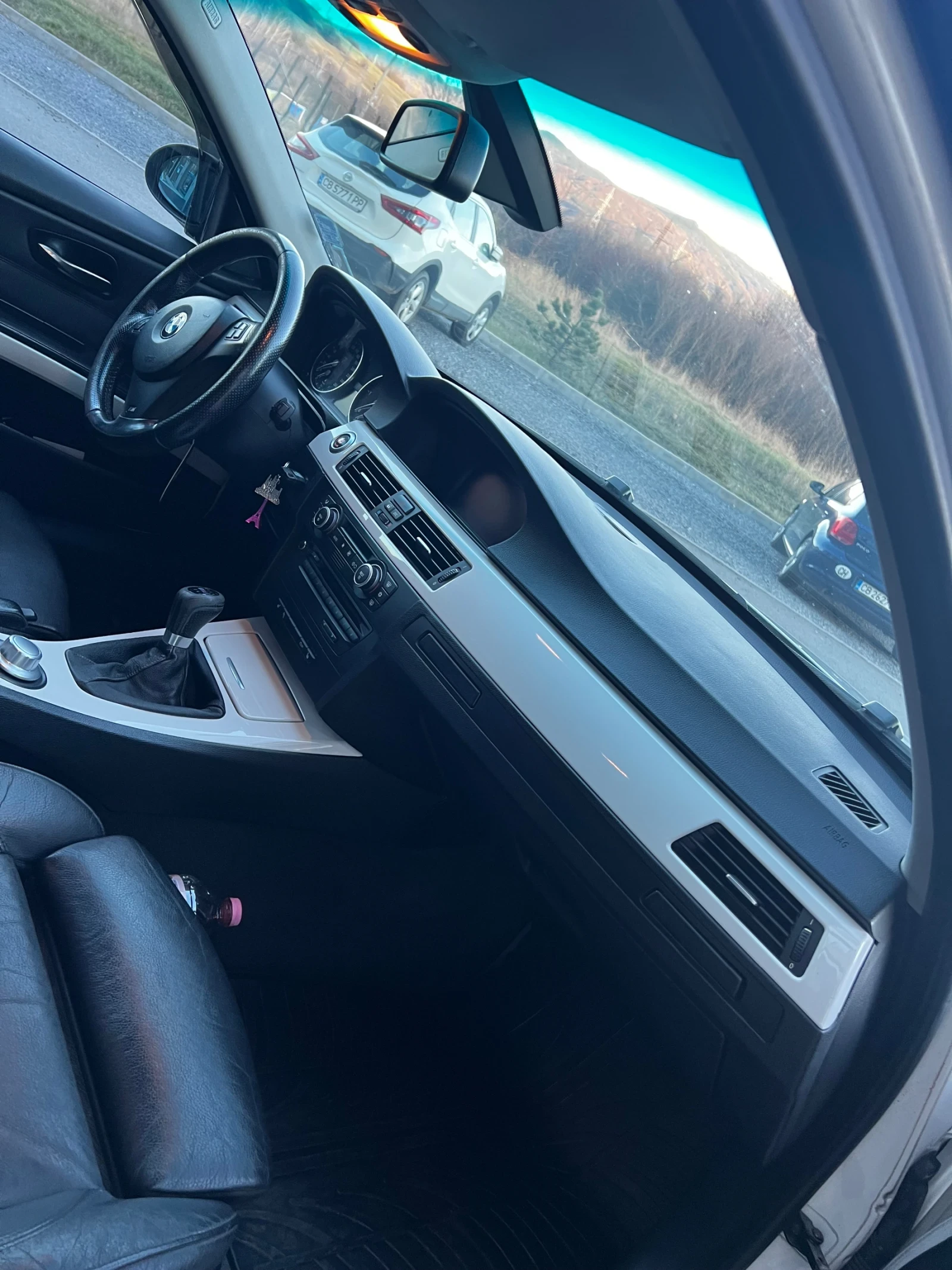 BMW 320, снимка 10 - Автомобили и джипове - 55708032
