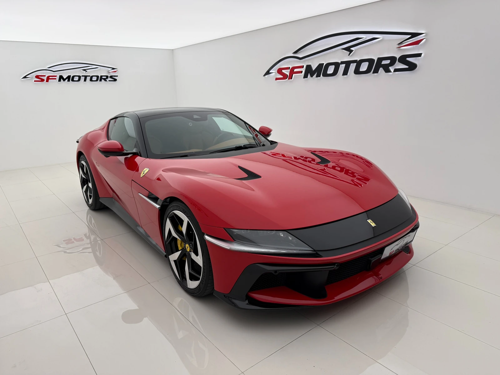 Ferrari 12 Cilindri \ROSSO CORSA