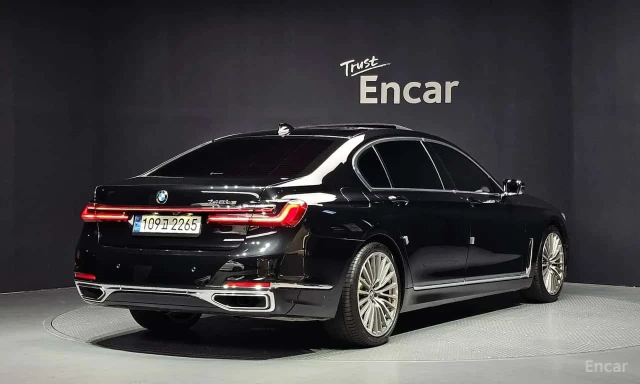 BMW 745 745Le iPerformance Design Pure Excellence, снимка 2 - Автомобили и джипове - 56234038