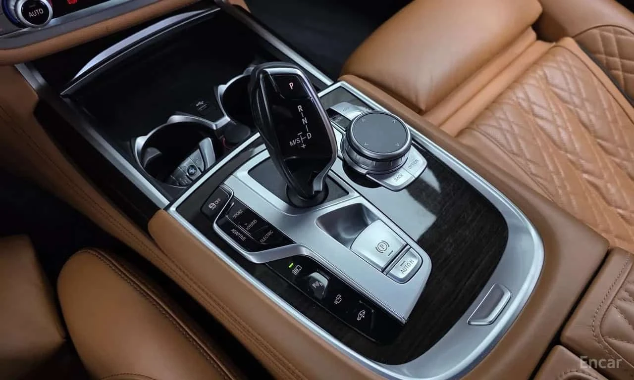 BMW 745 745Le iPerformance Design Pure Excellence, снимка 9 - Автомобили и джипове - 56234038