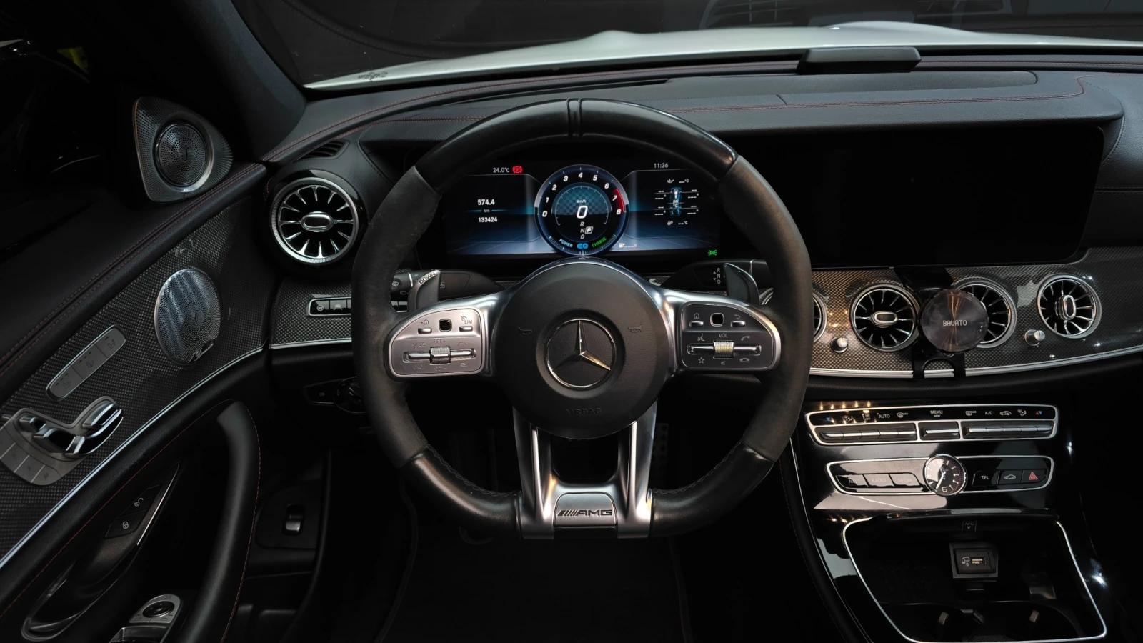 Mercedes-Benz E 53 AMG 4MATIC+ , снимка 12 - Автомобили и джипове - 56289974