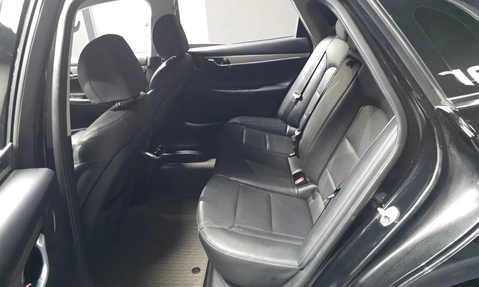 Hyundai Grandeur | Mobile.bg � ����������� 13