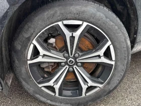 Volvo XC60 Momentum  CARFAX, снимка 16