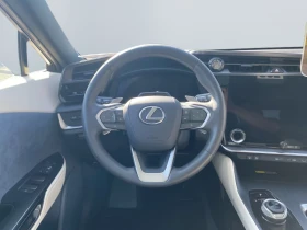 Lexus RZ 450e AWD Luxury Paket 360 DISTR PANO HUD WINTER P, снимка 10