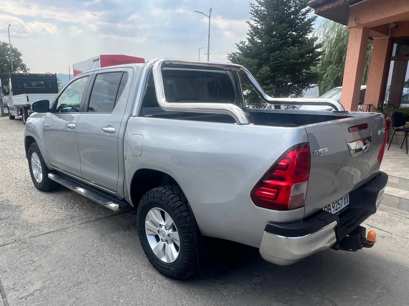 Toyota Hilux 2.4D4D , 2018г , 4x4 , NAVI, снимка 6 - Автомобили и джипове - 47040979