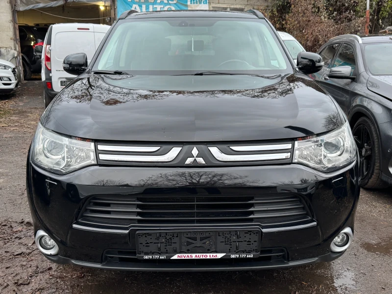 Mitsubishi Outlander 2.4i ! 4x4 ! Автоматик !, снимка 2 - Автомобили и джипове - 48210025