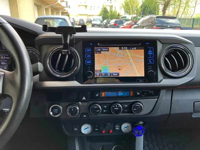 Toyota Tacoma TRD-Pro, снимка 12 - Автомобили и джипове - 52427027