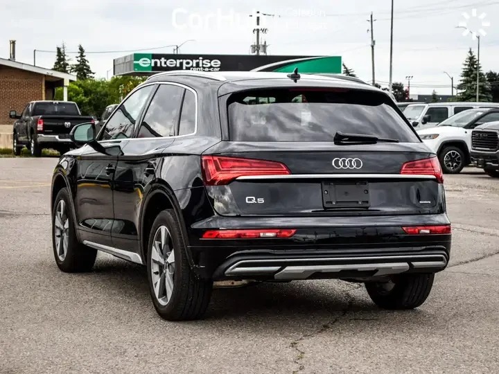 Audi Q5 Komfort * Quattro * Blind Spot* CARFAX, снимка 7 - Автомобили и джипове - 54812215
