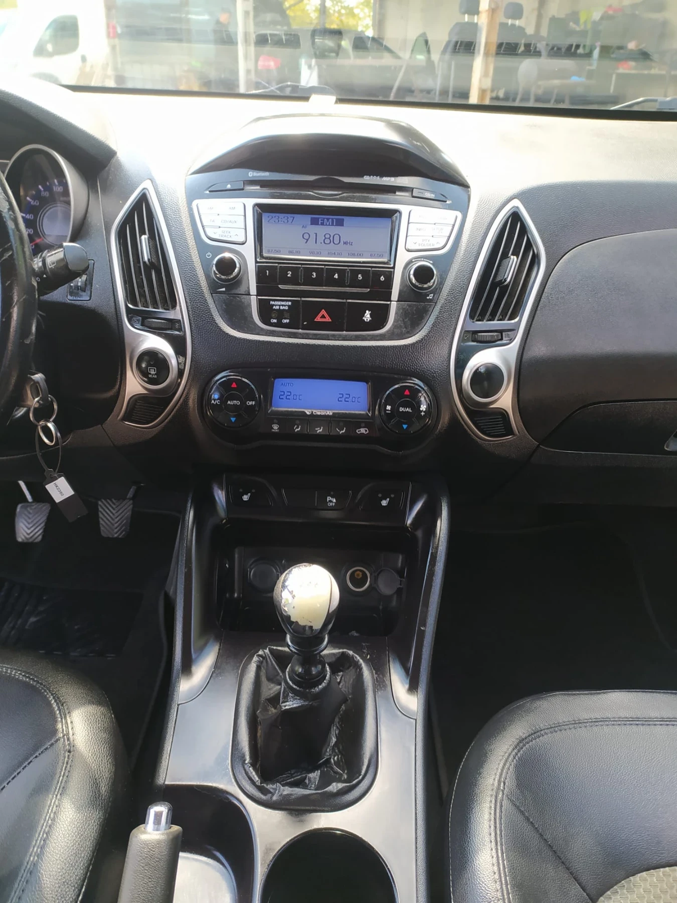 Hyundai IX35 1.7 - изображение 4