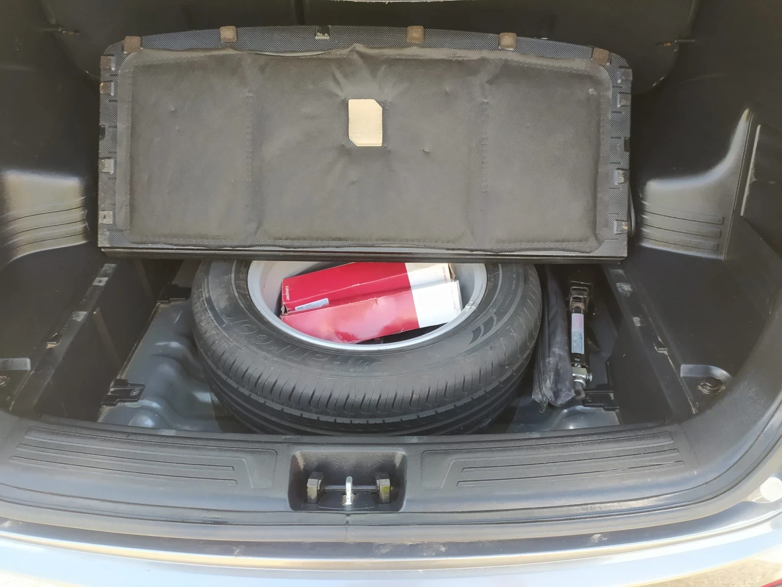 Hyundai IX35 1.7 - изображение 5