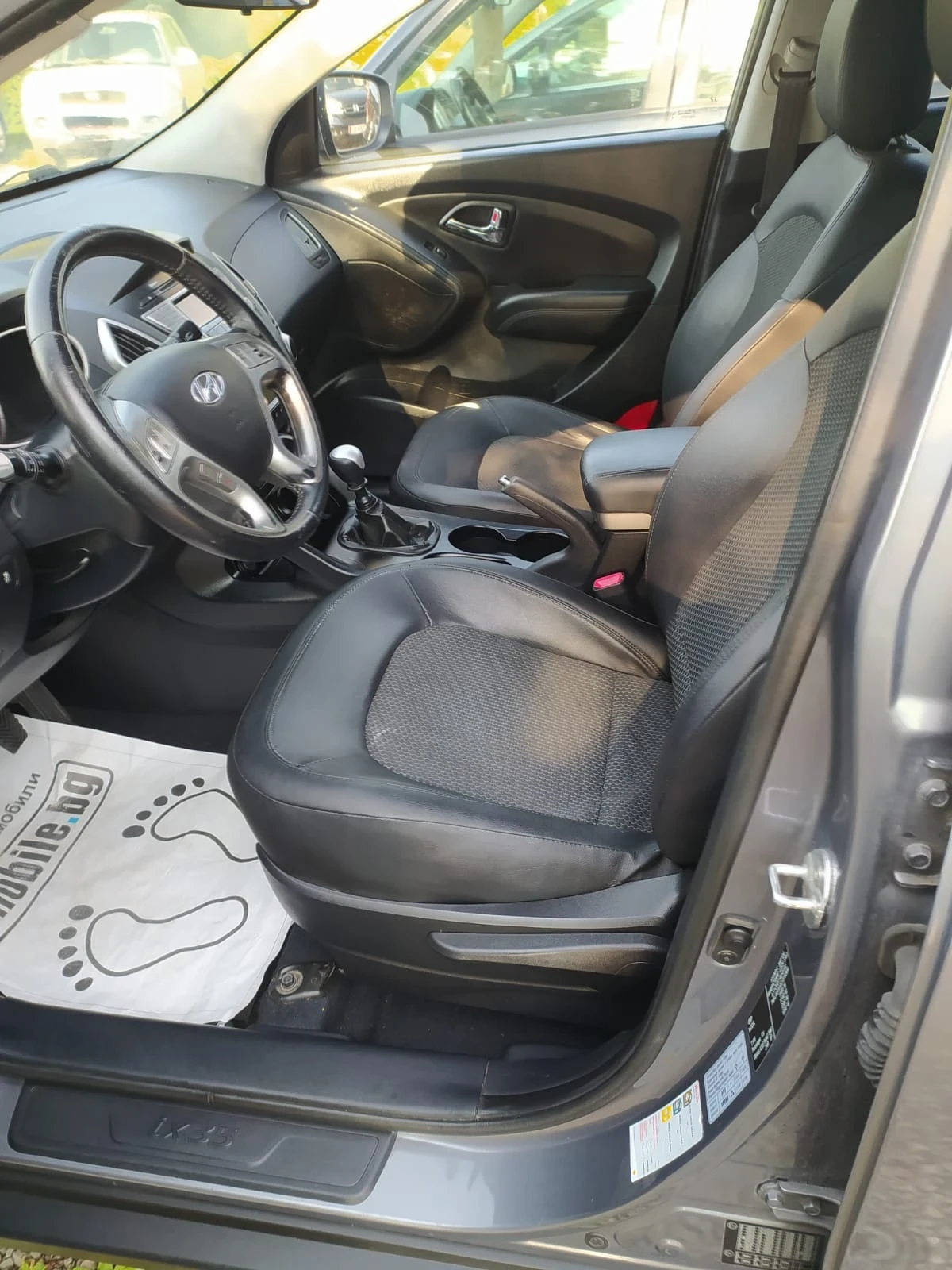 Hyundai IX35 1.7 - изображение 8
